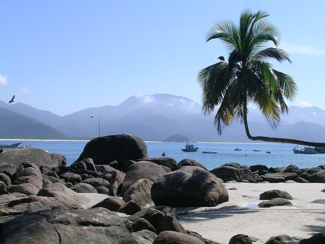 Praia do Aventureiro